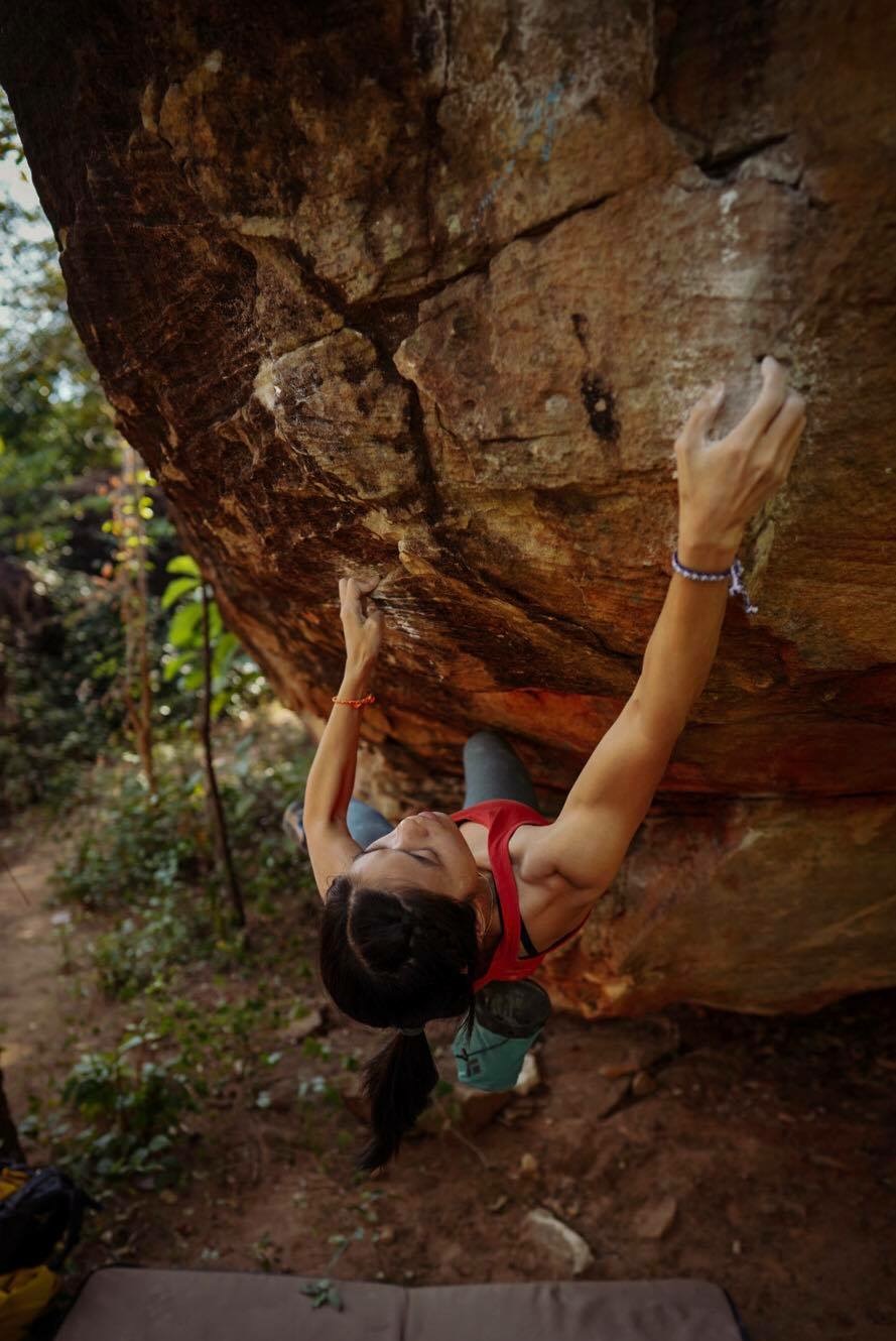 Deep blue sea right 7A